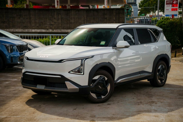 2026 Kia EV5 OVc Air Standard Range SUV Image 1