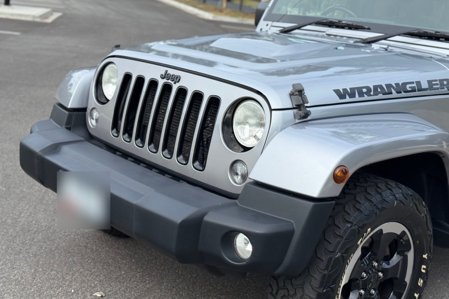 2014 Jeep Wrangler JK Polar SUV Image 13