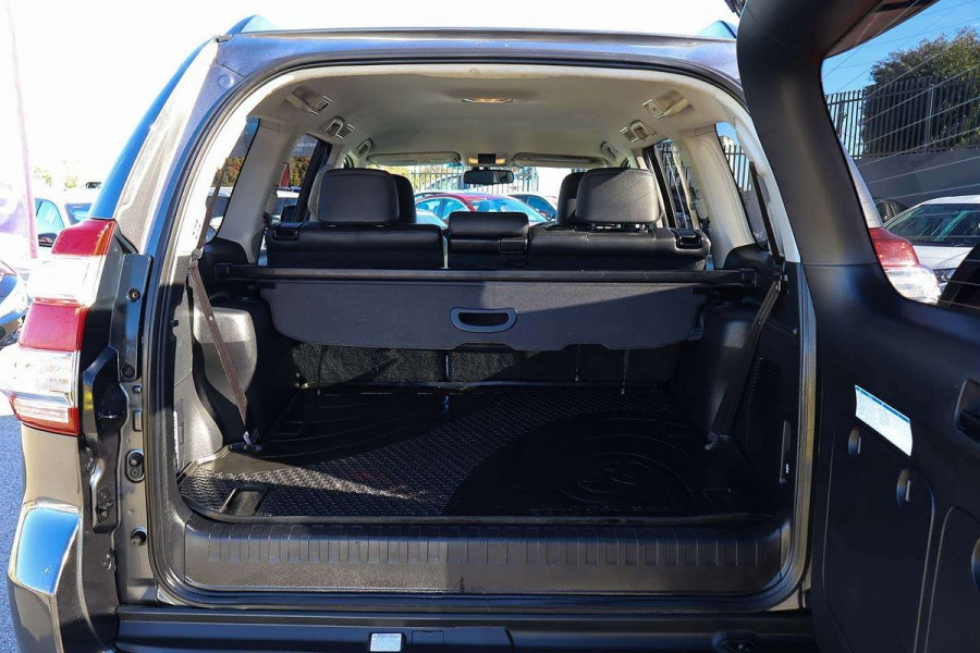 2016 Toyota LandCruiser Prado GDJ150R VX SUV Image 20