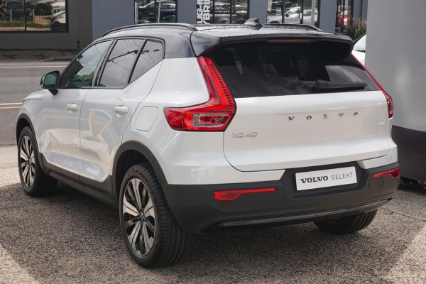 2022 MY23 Volvo XC40  Recharge Pure Electric SUV Image 2