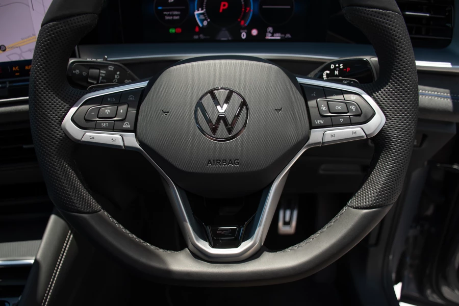 2025 Volkswagen Tayron R4 195TSI R-Line SUV Image 12