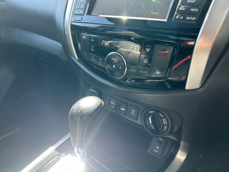 2019 Nissan Navara D23 Series 3 ST-X King Cab Pickup Image 29