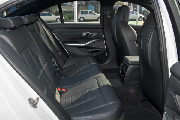 2023 BMW 3 Series G20 340i M Sport Sedan image 5
