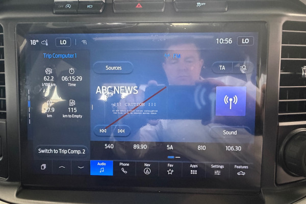 2024 Ford F-150  Lariat Dual Cab Image 33