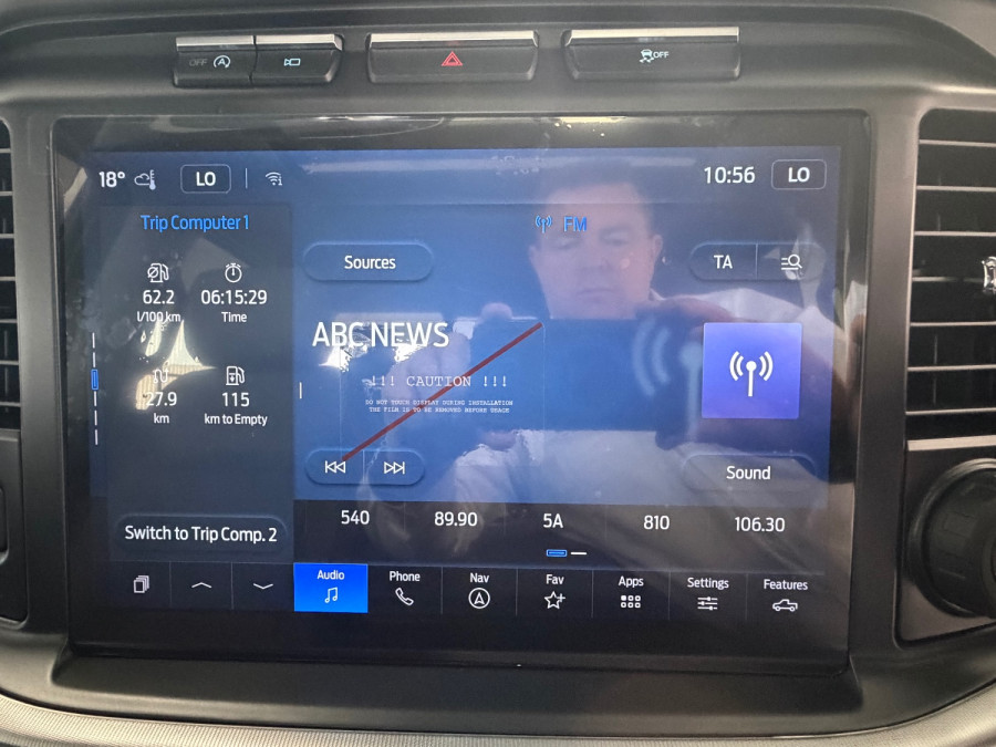 2024 Ford F-150  Lariat Dual Cab Image 33