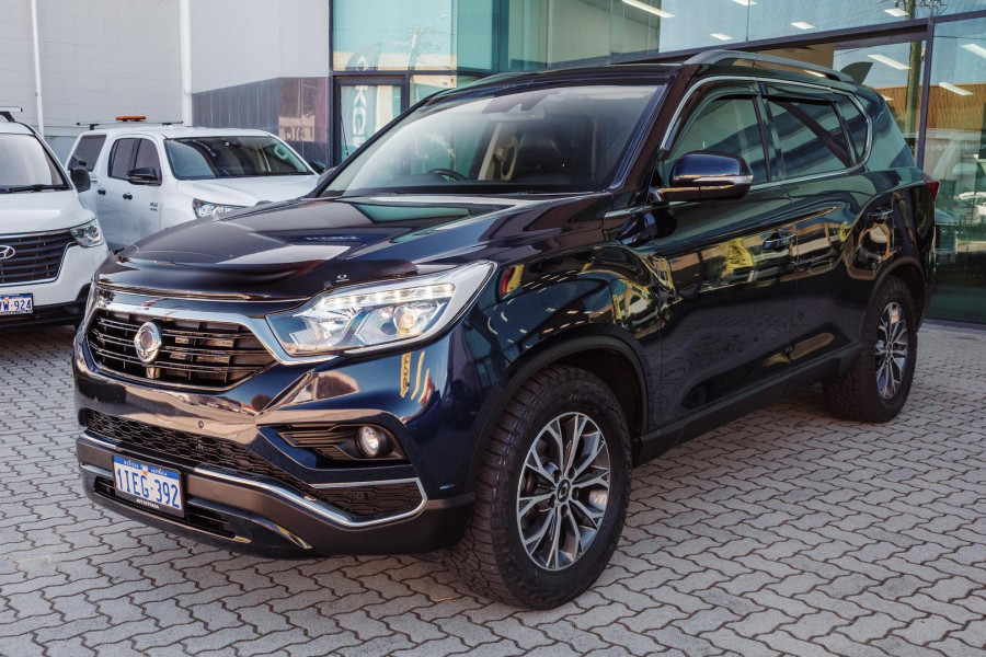 2019 SsangYong Rexton Y400 Ultimate SUV Image 3