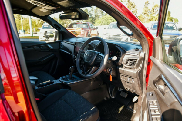 2025 MY25.5 Isuzu D-MAX RG X-RIDER Ute Image 14