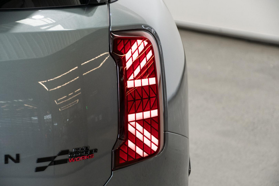 2025 MINI Countryman U25 JCW Favoured SUV