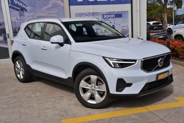 2024 MY25 Volvo XC40  Plus B4 SUV
