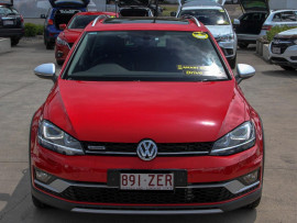 Volkswagen Golf 132TSI VII  Alltrack