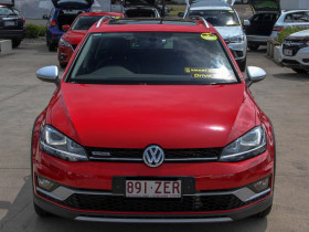 Volkswagen Golf 132TSI VII  Alltrack