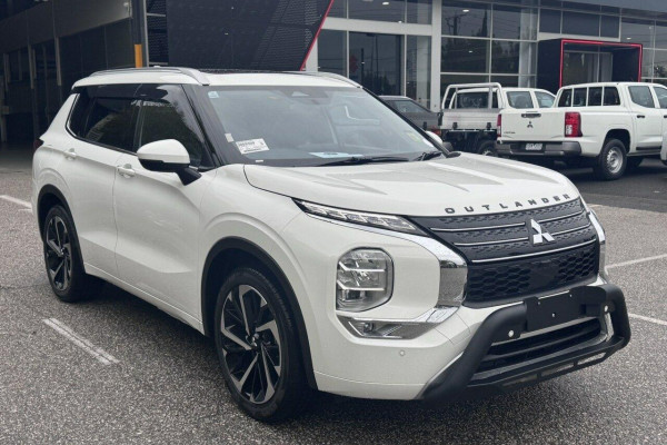 2024 Mitsubishi Outlander ZM Exceed SUV