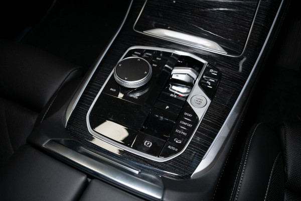 2025 BMW X5 G05 LCI xDrive30d M Sport SUV image 14