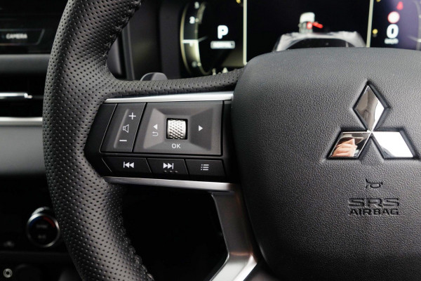 2025 Mitsubishi Outlander ZM LS SUV Image 10