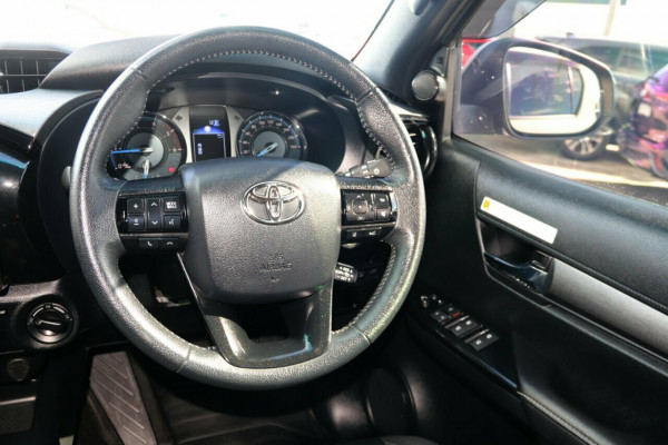 2023 Toyota HiLux GUN126R Rogue Ute Image 6