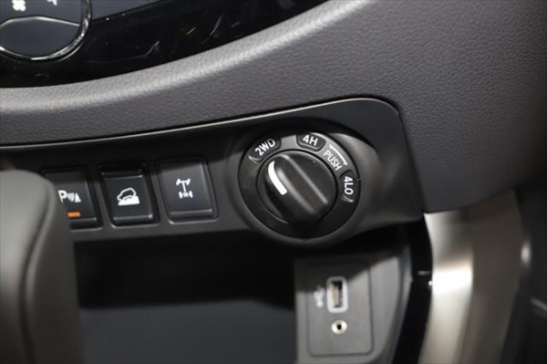 2020 Nissan Navara D23 Series 4 ST-X 4x4 Dual Cab Pickup Utility