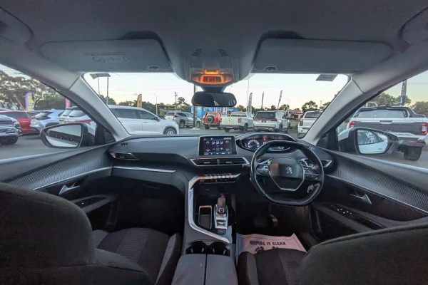 2018 MY19 Peugeot 3008 P84 Active SUV Image 13