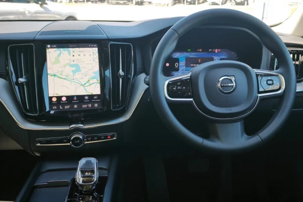 2023 Volvo XC60 UZ Ultimate B5 Bright SUV Image 9