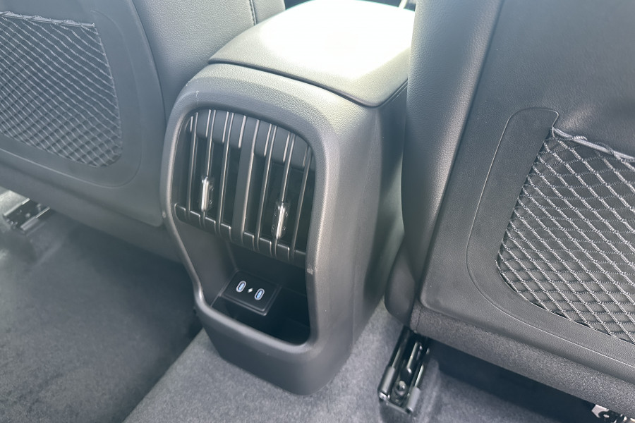2025 Hyundai KONA SX2.V2 Premium SUV Image 18