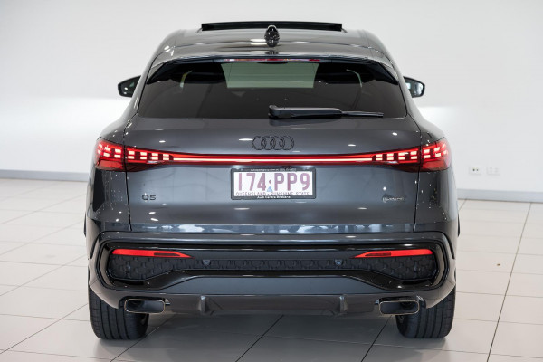 2026 Audi Q5 e-hybrid 270kW SUV image 5