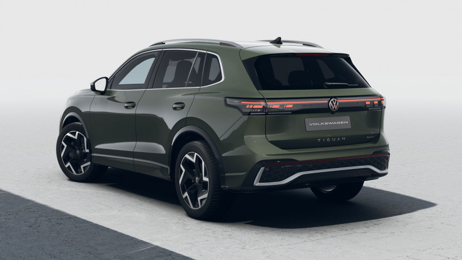 2026 Volkswagen Tiguan CT 150TSI R-Line SUV Image 3
