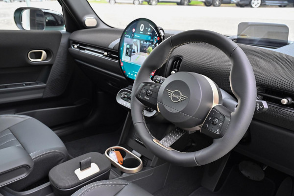2026 MINI Cooper F65 C Favoured Hatch
