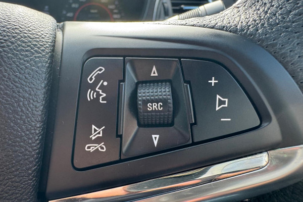 2016 HSV Clubsport Gen F2 R8 SV Black Sedan Image 20