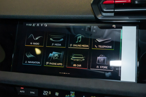 2025 Audi RS 3 GY  Hatch image 9