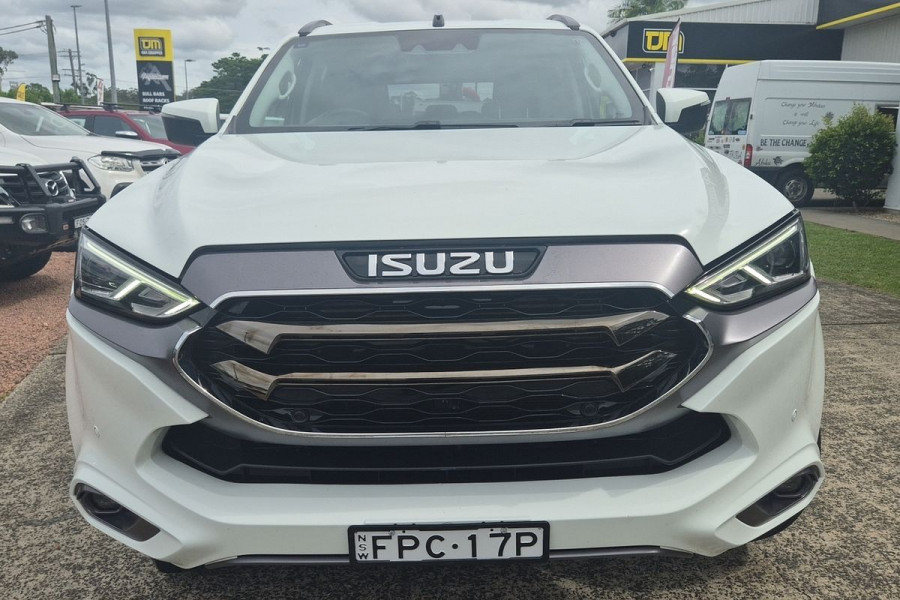 2023 Isuzu MU-X RJ LS-T SUV Image 17