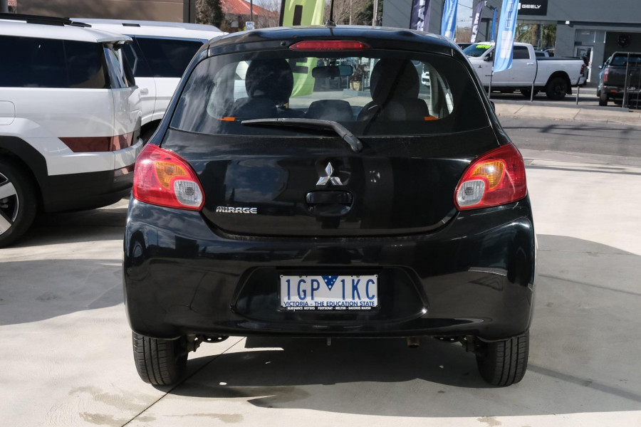 2015 Mitsubishi Mirage LA ES Hatch Image 4