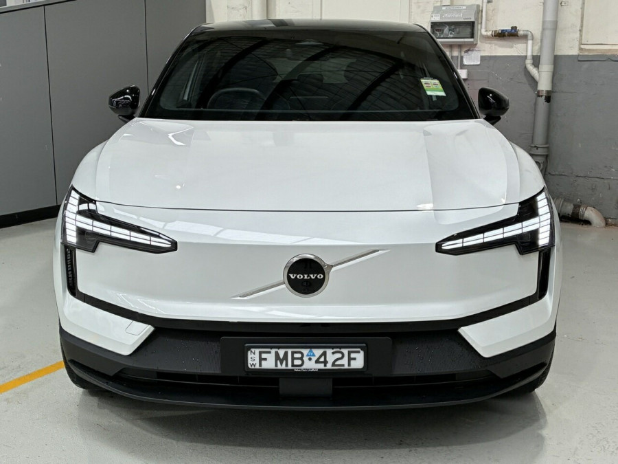 2024 Volvo EX30  Twin Motor Performance Ultra SUV Image 2