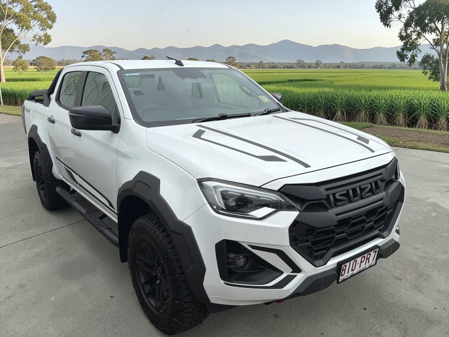 2025 MY24 Isuzu D-MAX RG BLADE Ute Image 1