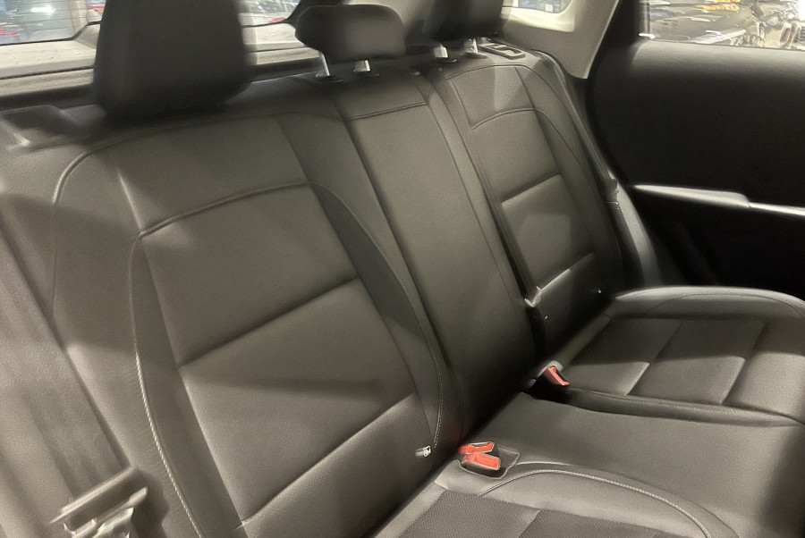 2025 MG ZS Essence 1.5Pht/3Hd SUV Image 10