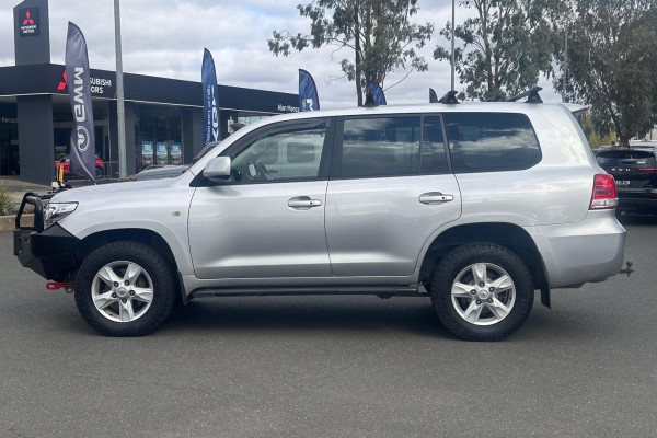 2011 MY10 Toyota LandCruiser VDJ200R GXL SUV Image 5
