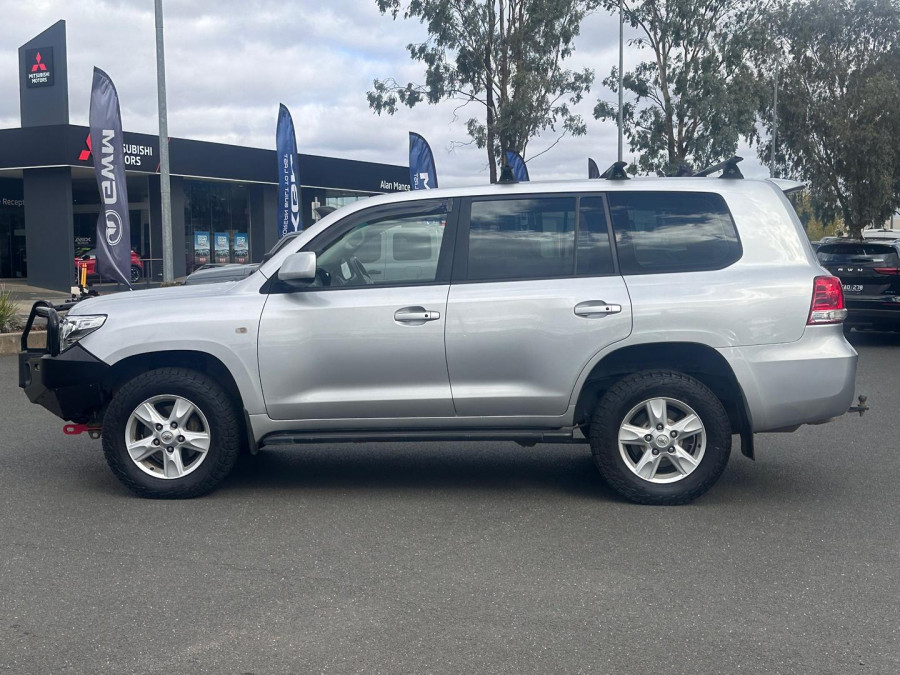 2011 MY10 Toyota LandCruiser VDJ200R GXL SUV Image 5