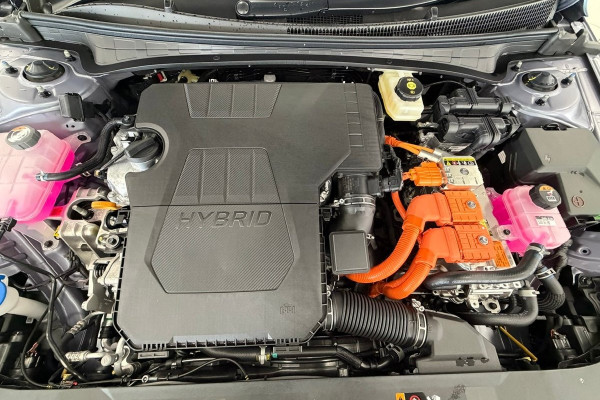 2026 Hyundai i30 CN7.V4 Elite Hybrid Sedan Image 19
