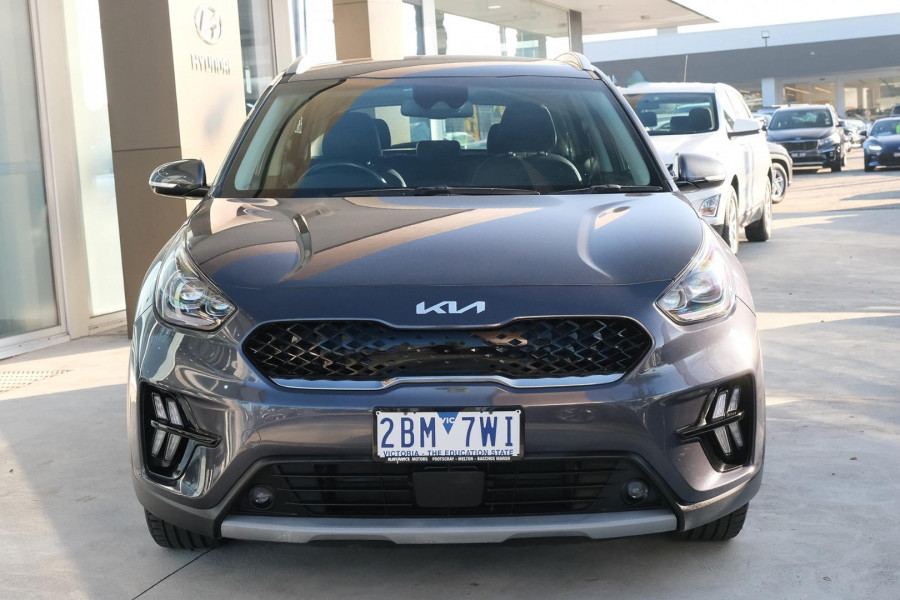 2021 MY22 Kia Niro DE Hybrid Sport SUV Image 3
