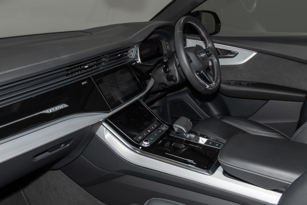 2023 Audi Q8 F1 50 TDI SUV Image 24