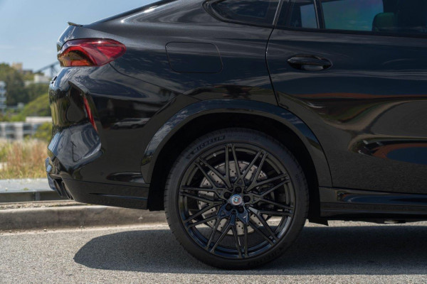 2021 BMW X6 M Competition SUV Image 6