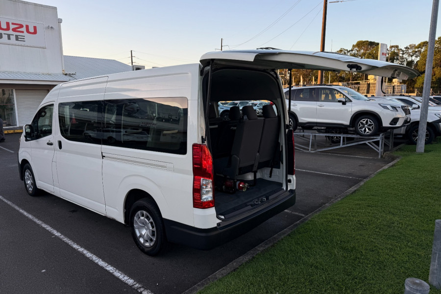  Toyota HiAce GDH322R Commuter Bus Image 11