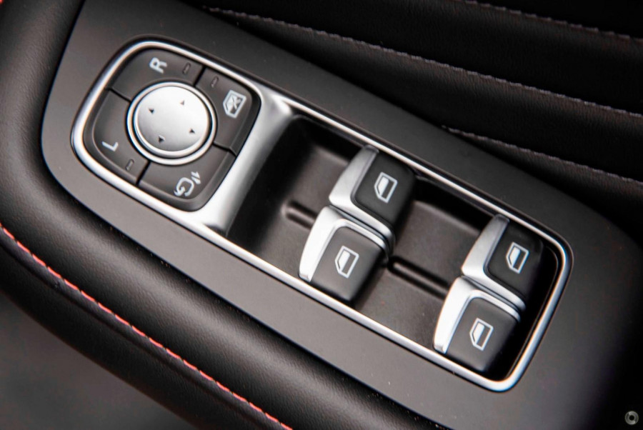 2022 MG HS SAS23 Essence SUV Image 15
