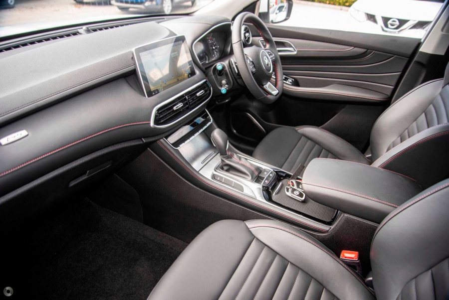 2022 MG HS SAS23 Essence SUV Image 6