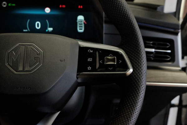 2025 MG QS IS31 Essence SUV Image 7