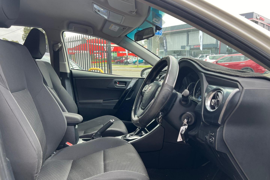 2017 Toyota Corolla ZRE182R Ascent Sport Hatch Image 9