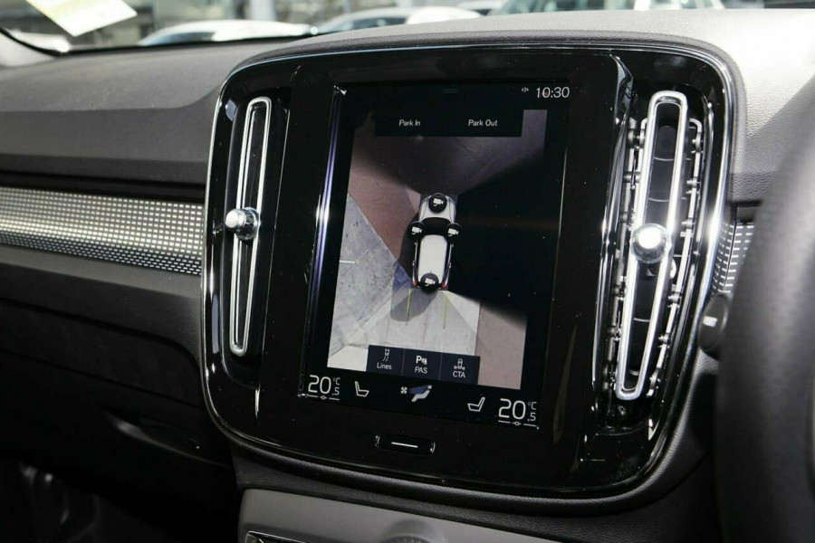 2019 Volvo XC40 T5 R-Design Suv Image 15