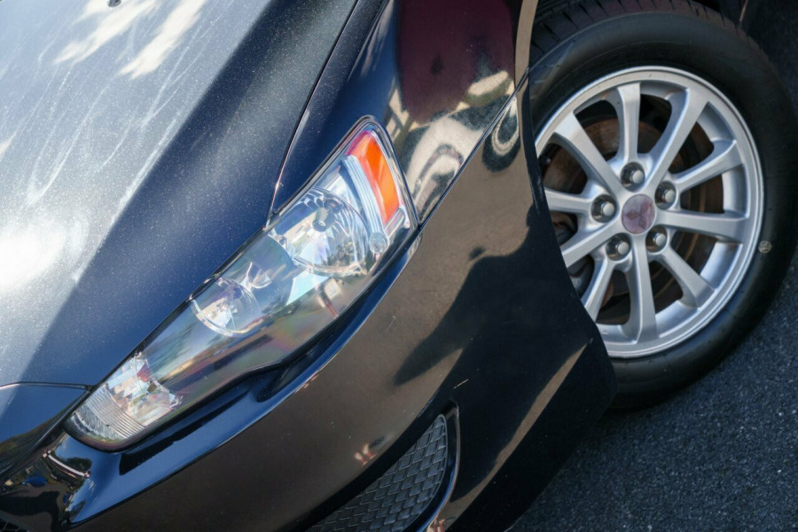 2012 Mitsubishi Lancer CJ ES Sedan Image 6