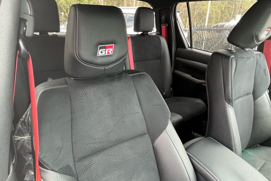 2025 Toyota HiLux GUN126R GR Sport Ute Image 18