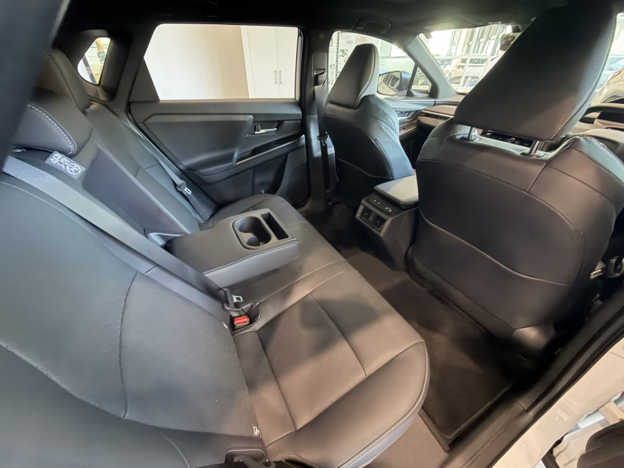 2026 Subaru Solterra E1-1 AWD Touring SUV Image 10