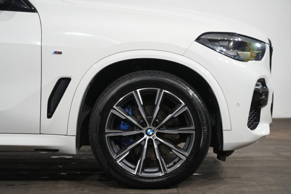 2021 BMW X5 xDrive30d SUV image 5