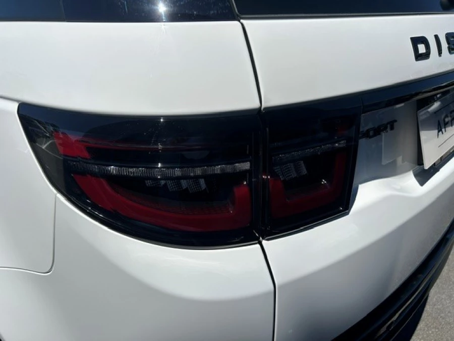 2025 MY26 Land Rover Discovery Sport L550 P250 Landmark SUV Image 9